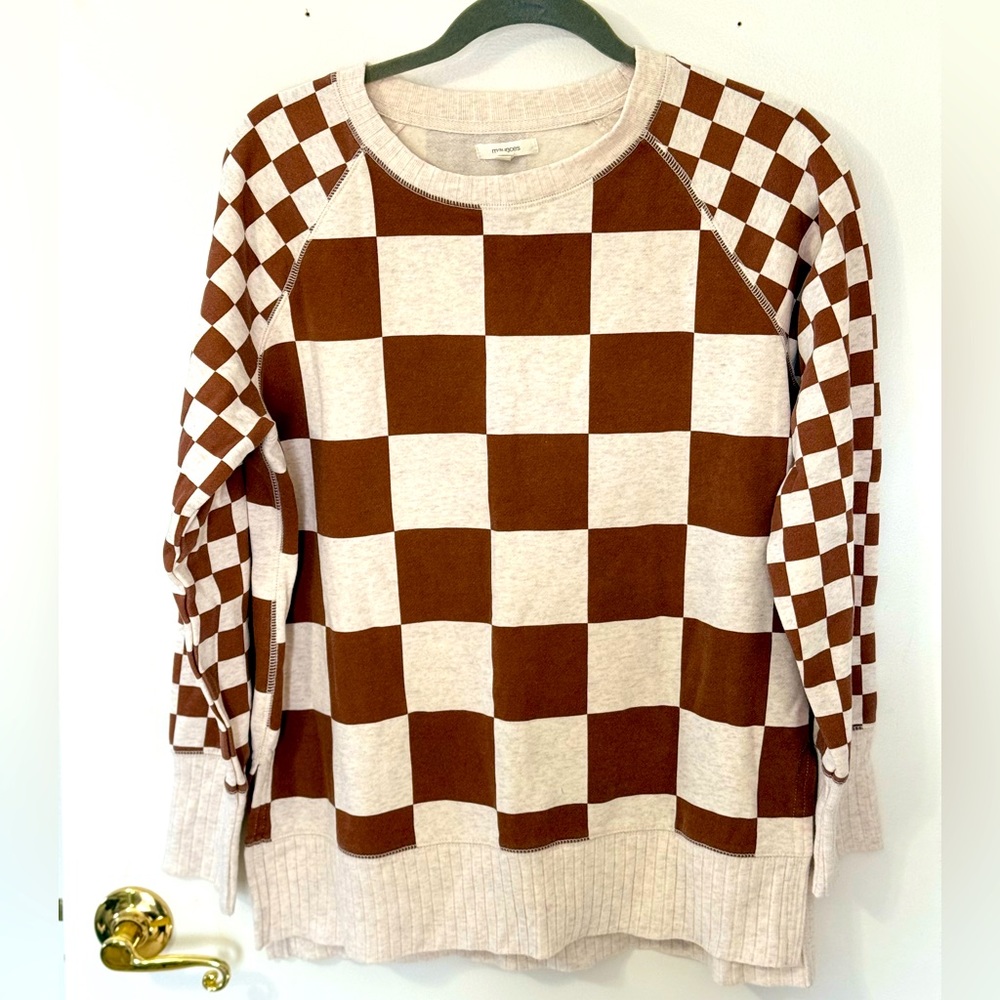 only worn once, super soft and comfy!!